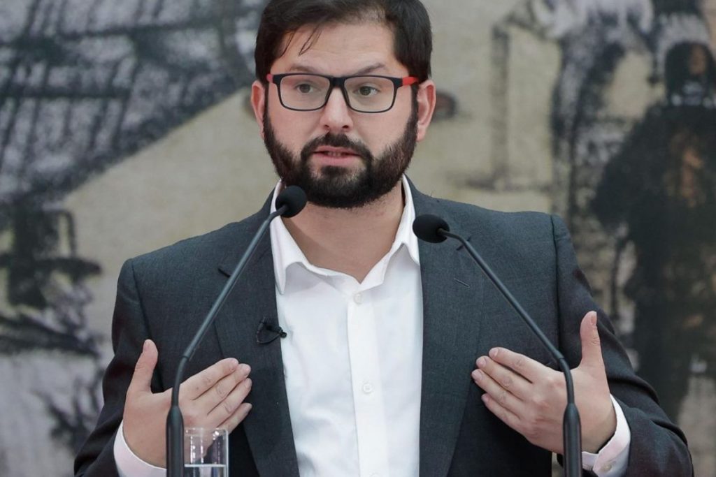 Boric cree que mantener diferencias con empresariado no es un «insulto»