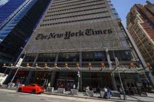 New York Times y Amazon acuerdan licencia de inteligencia artificial