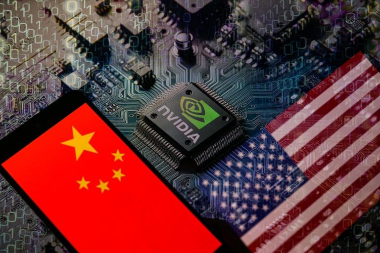 Nvidia trabaja en chips adaptados a China tras prohibición de Estados Unidos