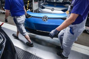 Volkswagen eliminará 35.000 empleos en Alemania hasta 2030